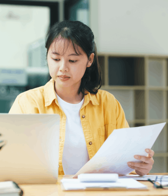 Client benefiting from professional legal document translation services in Pennsylvania with certified accuracy.